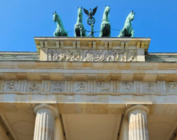 Berlin: Yıkık Kiliseler, Yıkılmayan Ruhlar Şehri