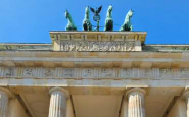 Berlin: Yıkık Kiliseler, Yıkılmayan Ruhlar Şehri