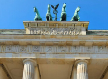 Berlin: Yıkık Kiliseler, Yıkılmayan Ruhlar Şehri